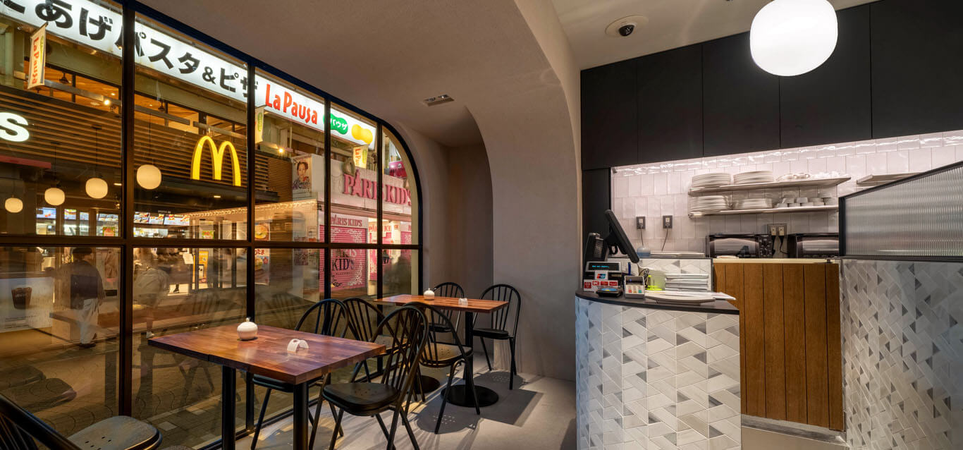 原宿カフェ NOA COFFEE HARAJUKU (ノアコーヒー原宿) 美味しいワッフル、スイーツとコーヒーを楽しめるカフェ